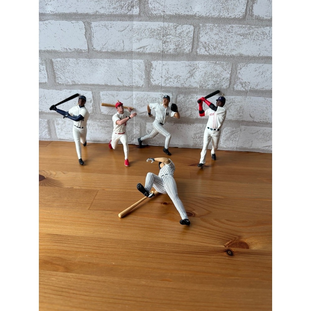 Hallmark MLB 'At The Ballpark' Figure Ornament Lot Of 5